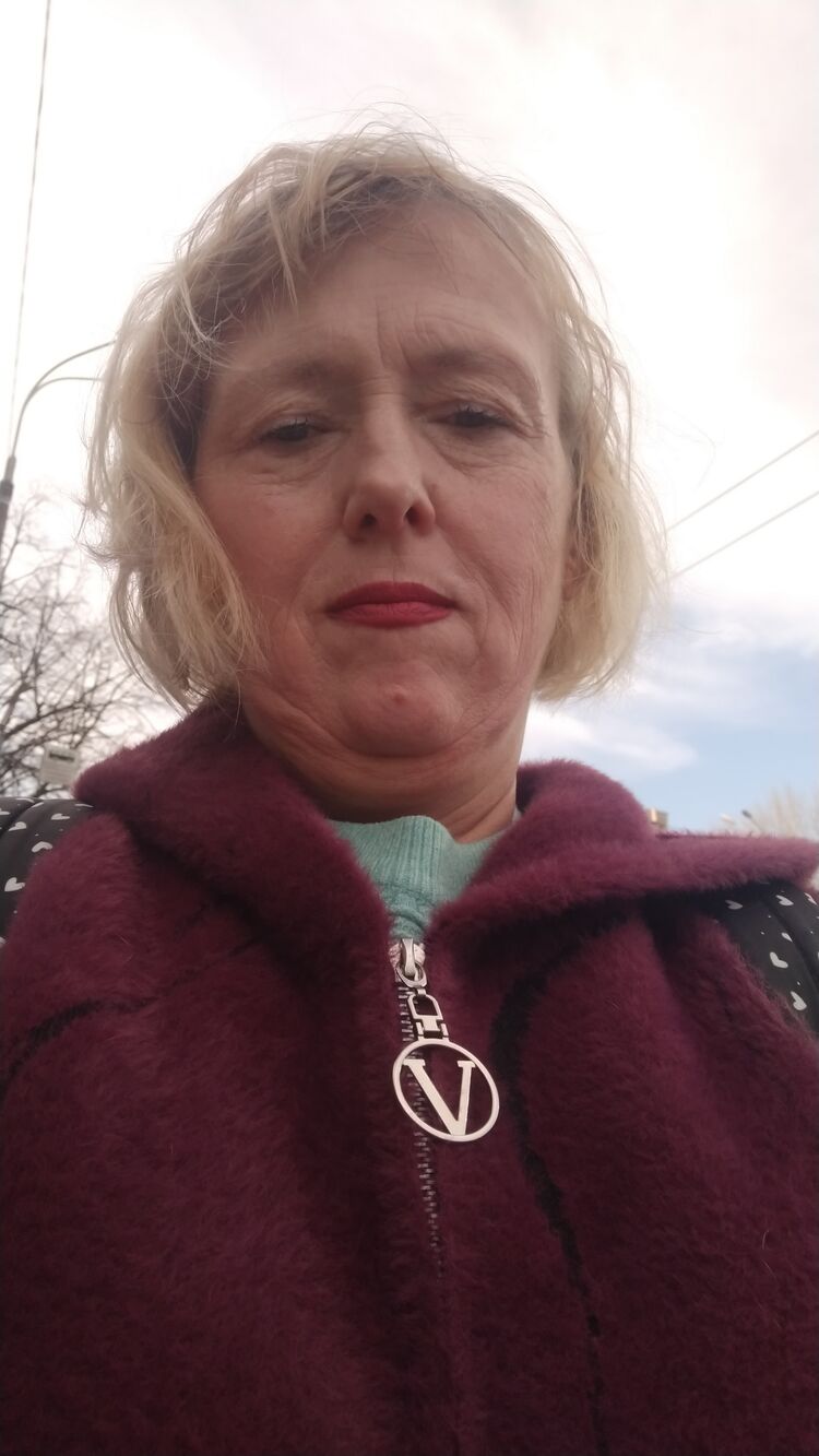  47891877  Ella, 51 ,    
