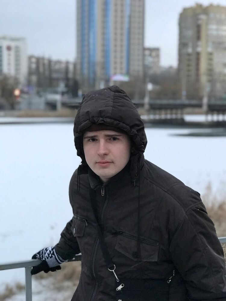  19112297  Serzh1996, 29 ,    