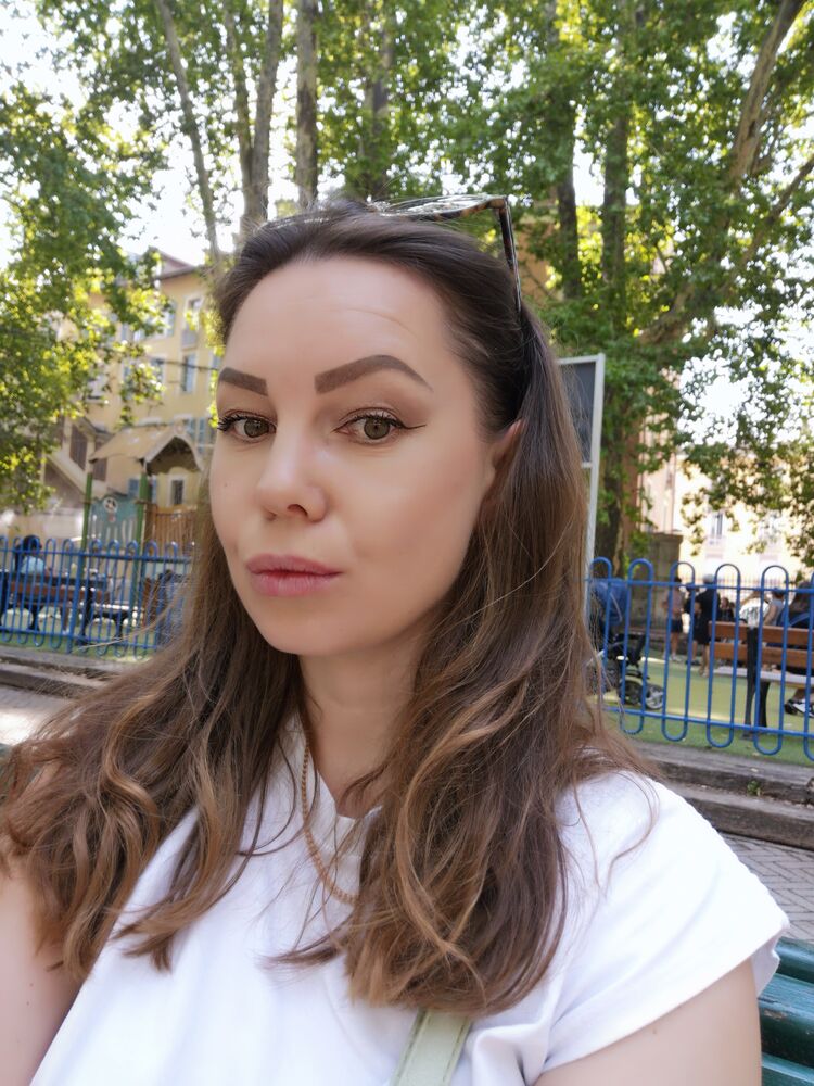  44983157  Elena, 36 ,    Seyssinet-Pariset