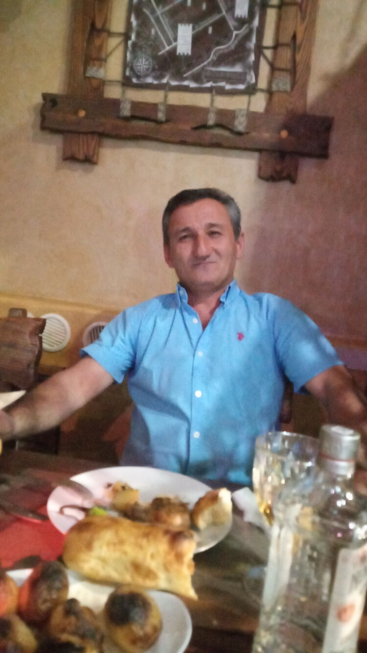  46159487  Eldeniz, 47 ,    