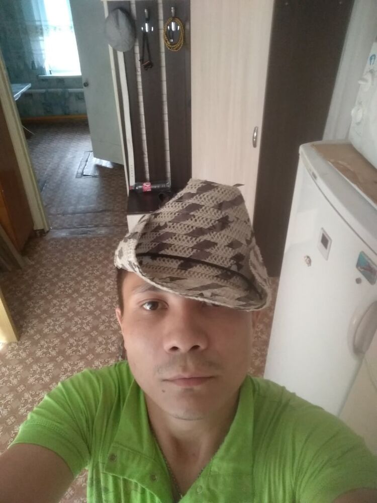  27543527  , 32 ,    