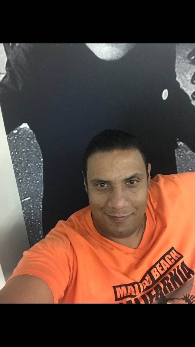  43062397  Hamdy, 41 ,    
