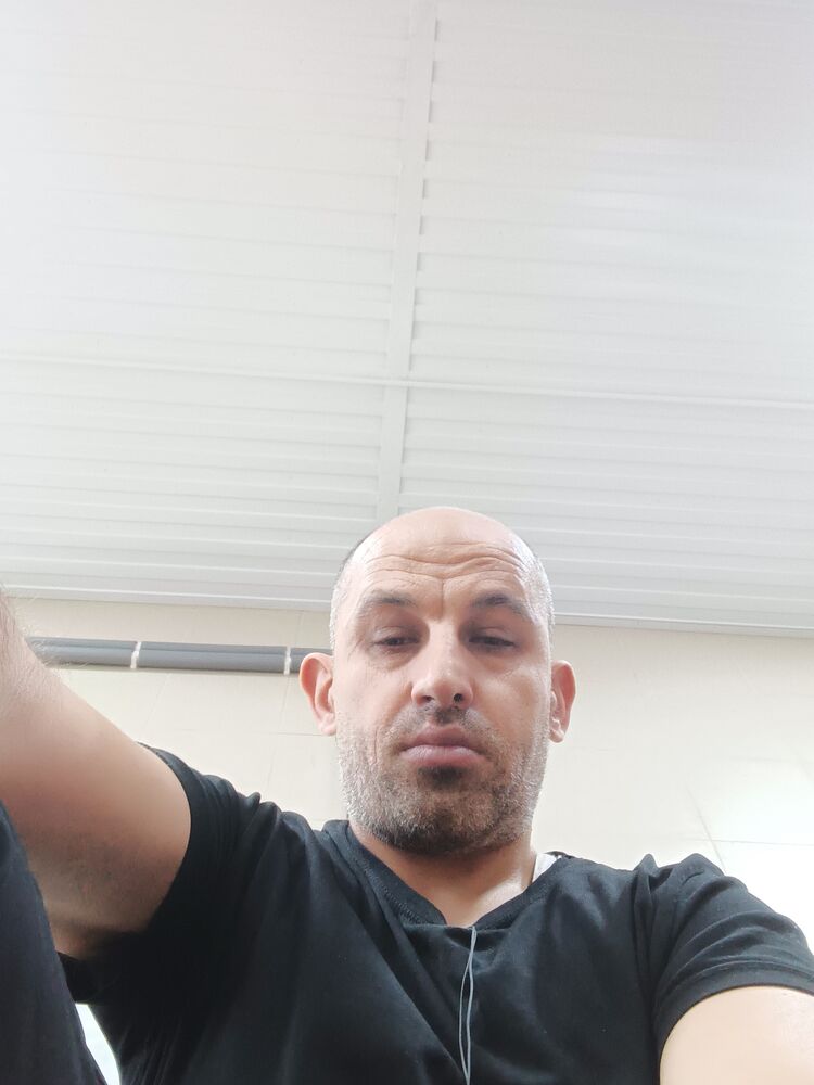  32243617   , 37 ,    