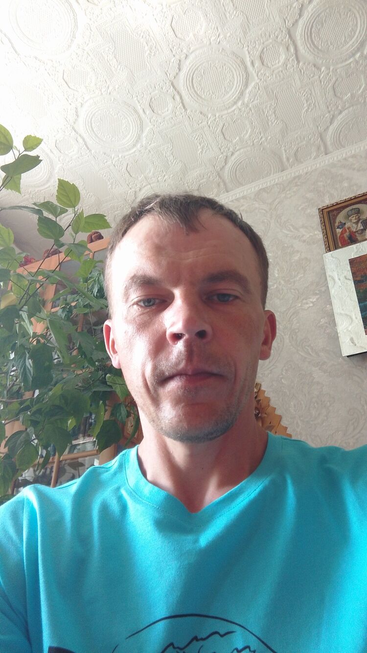  44273107  , 41 ,    
