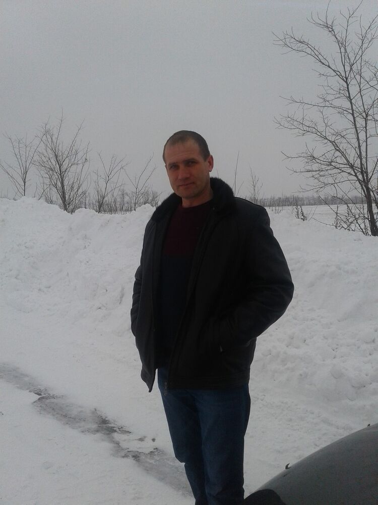 8962447  Sergei, 43 ,    