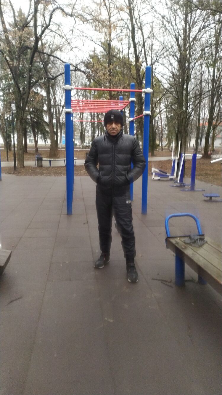 42549427  , 53 ,    