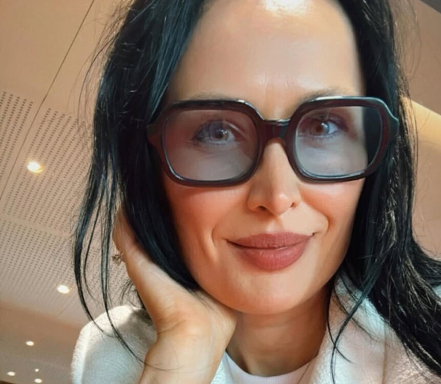  54583067  , 41 ,    Tolland