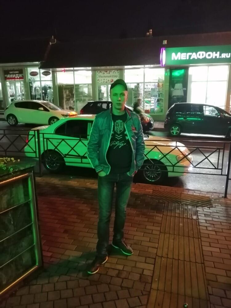  21873747  , 33 ,    