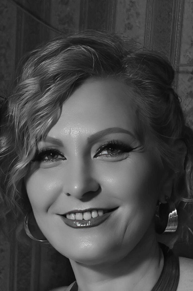  -,   Elena, 43 ,     , c 