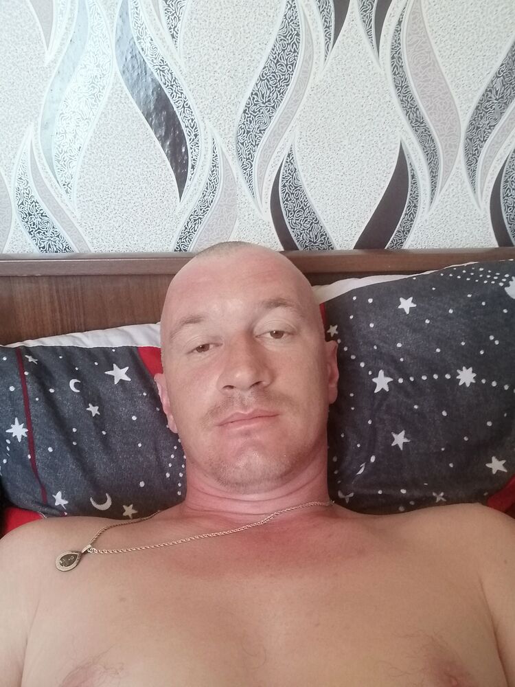  28222307  Nikolay, 37 ,    