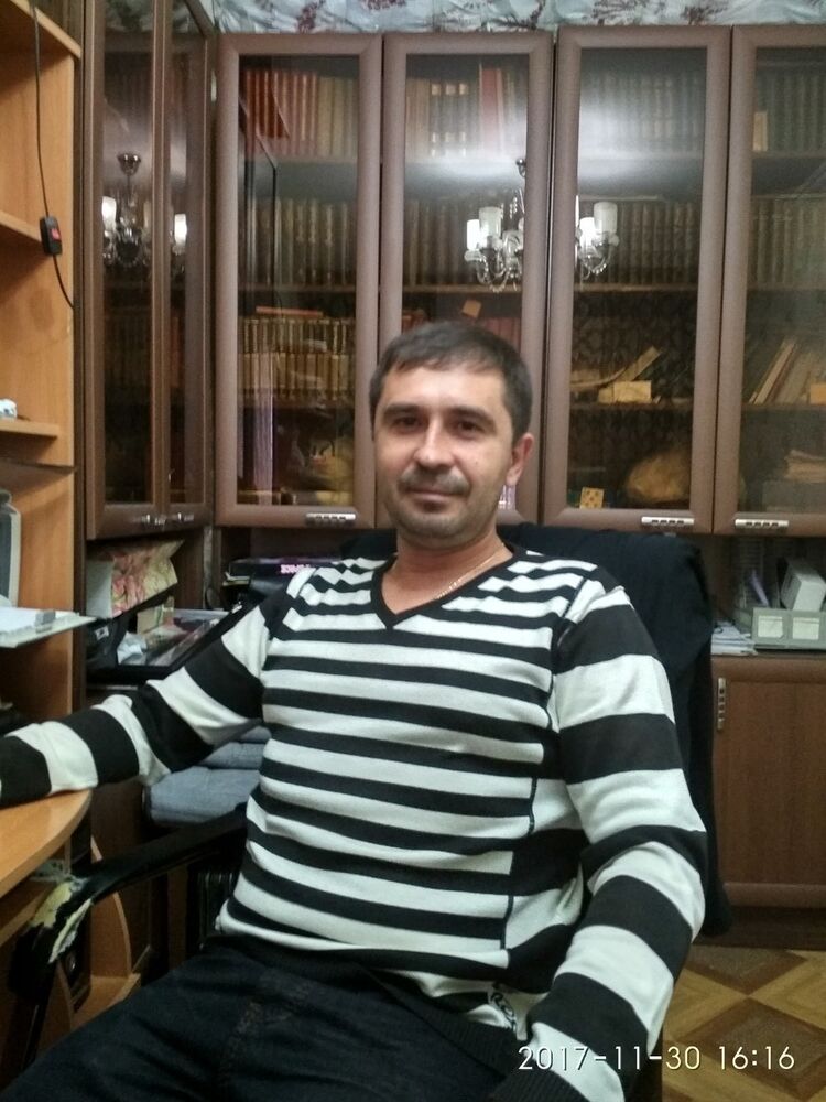  ,   Viktor, 48 ,   ,   , c 