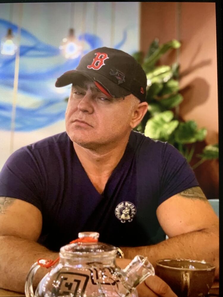  54133527  Viktor, 55 ,    