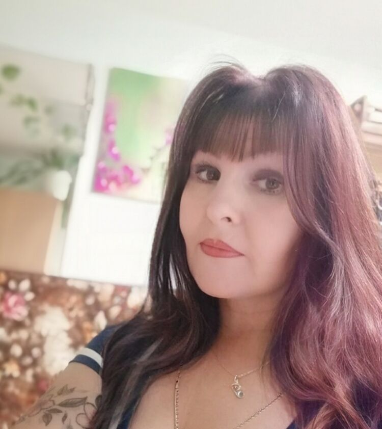  ,   Stefania, 49 ,   ,   
