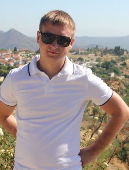  53747737  Vladimir, 45 ,    