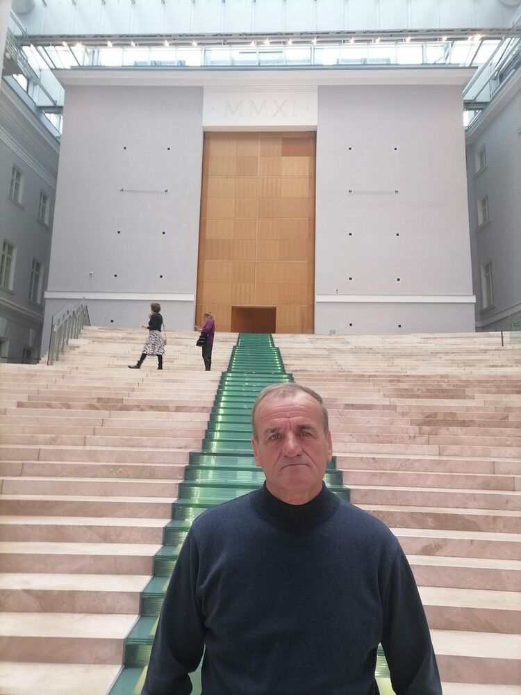  -,   , 69 ,     , c 