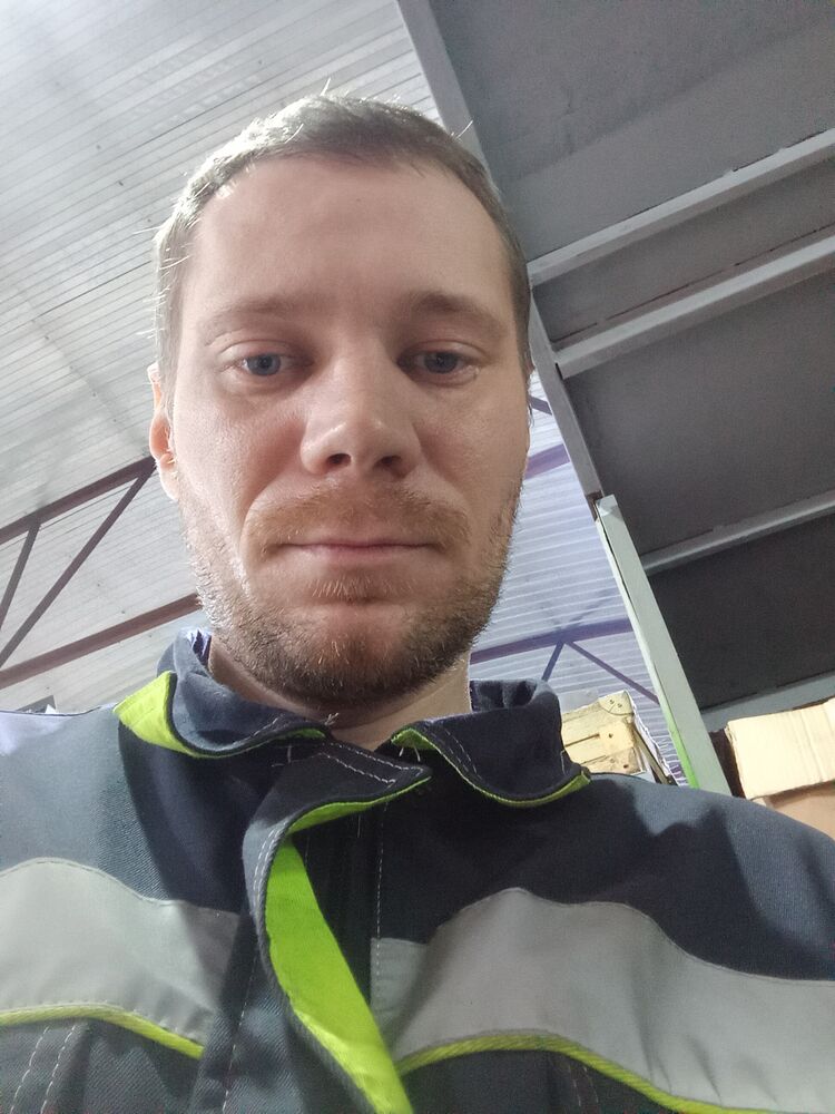  48313707  Aleksandr, 35 ,    