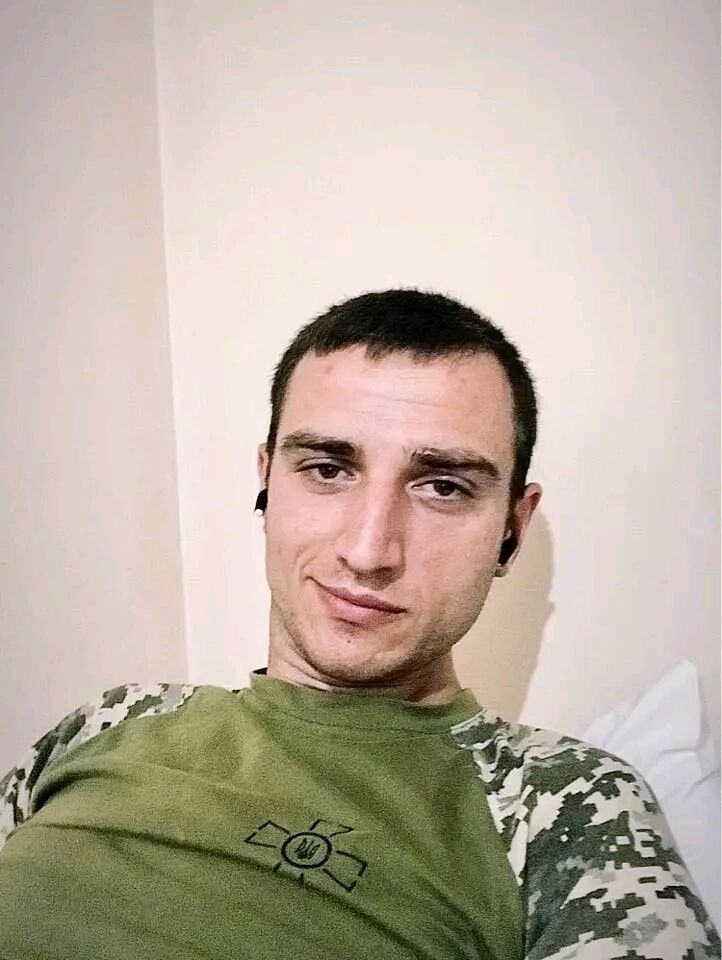  30660917  , 32 ,    