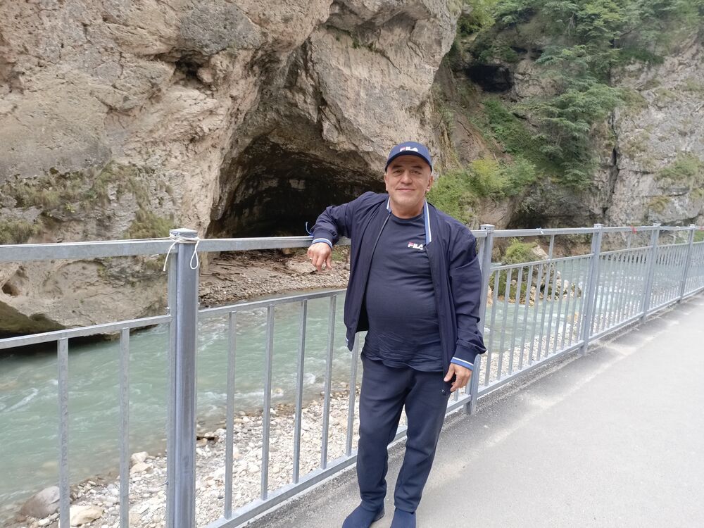  54265357  MIGEL, 48 ,     