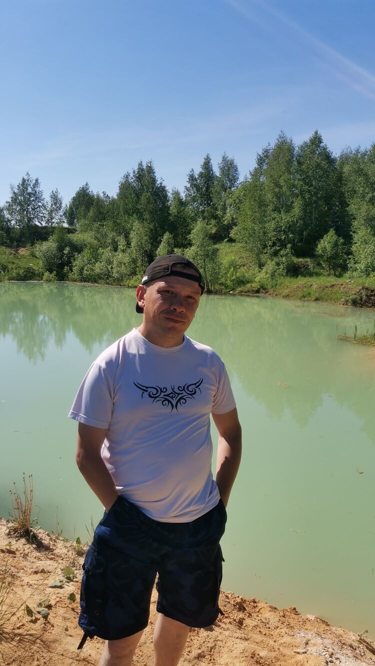  52046847  , 33 ,    
