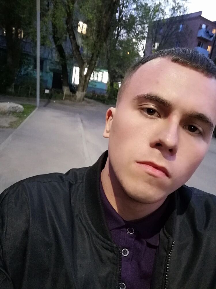  52065677  , 24 ,    Novy