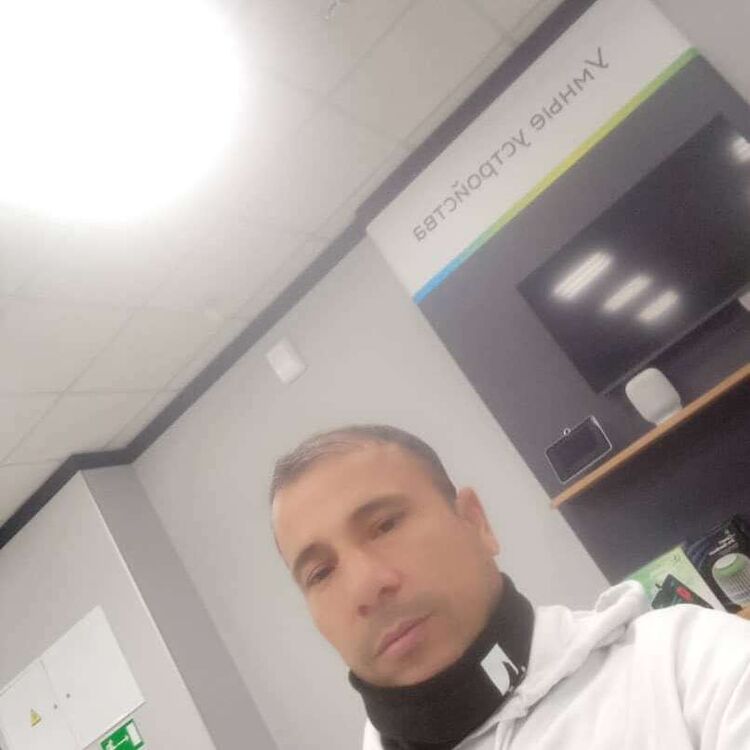  43857657  , 37 ,    