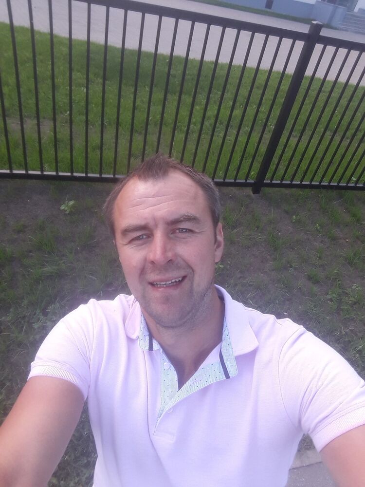  ,   Marek, 43 ,   ,   , c 