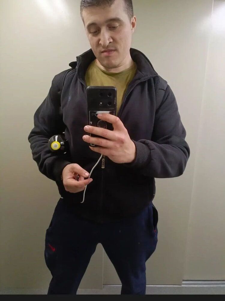  51802797  , 28 ,    