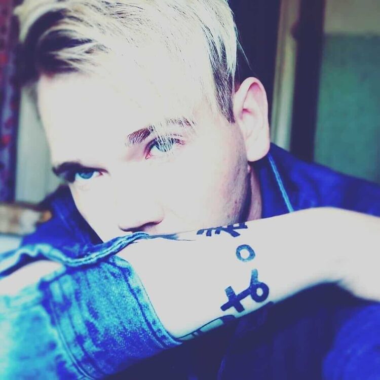  20562787  , 30 ,    -