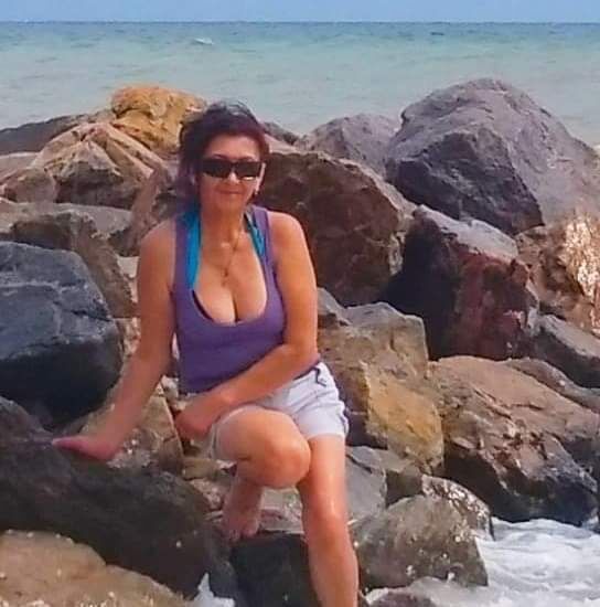  33826477  Nina, 58 ,    