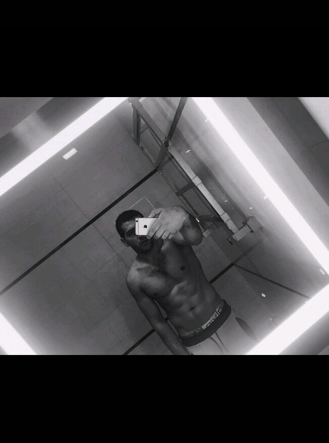  8583957  , 39 ,    