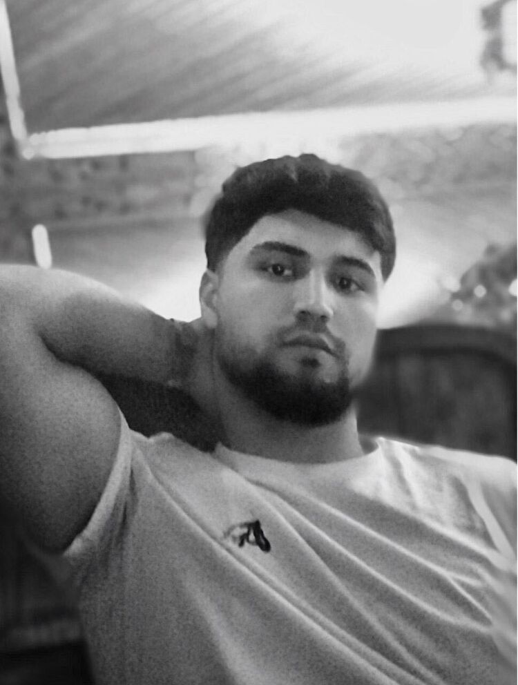  52598927  Karim, 24 ,    