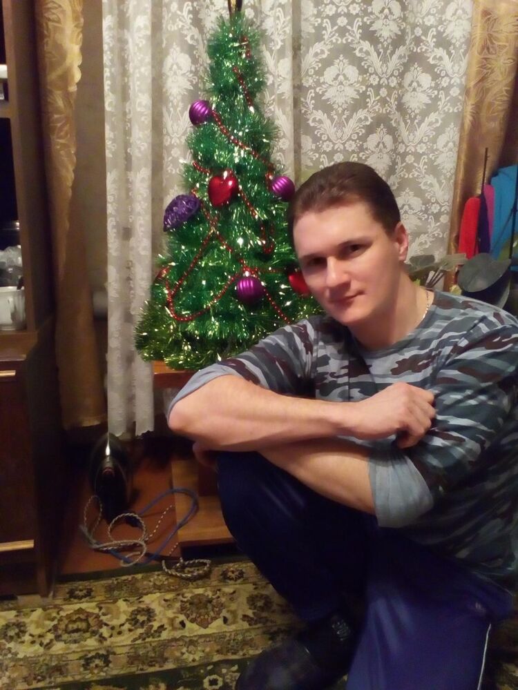  15225847  Vankuver, 39 ,     