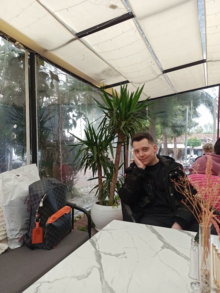  35853507  Andrey, 28 ,    