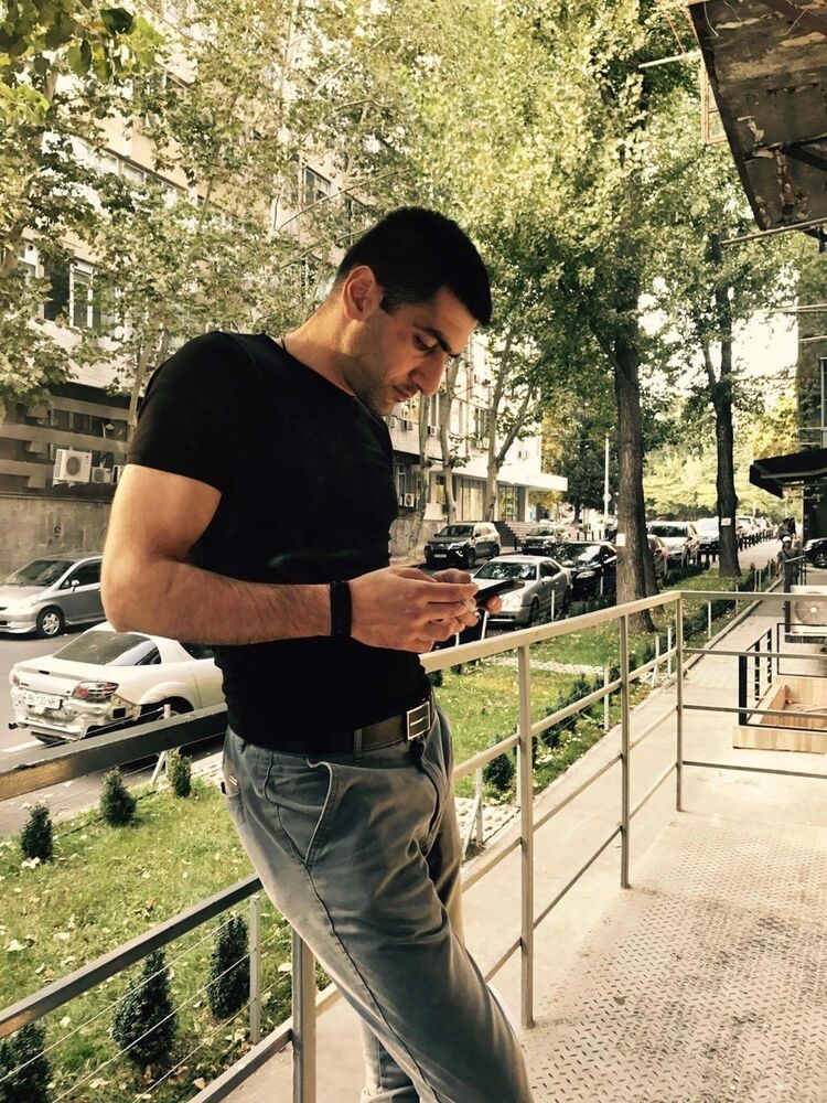  ,   Gio1985, 40 ,   