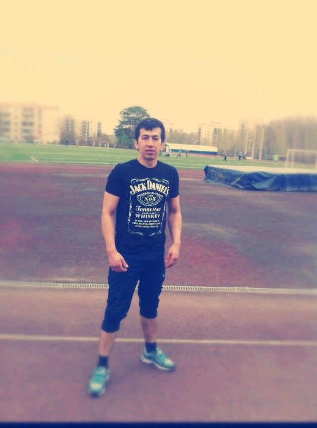  7517487  Bahtishod, 31 ,    