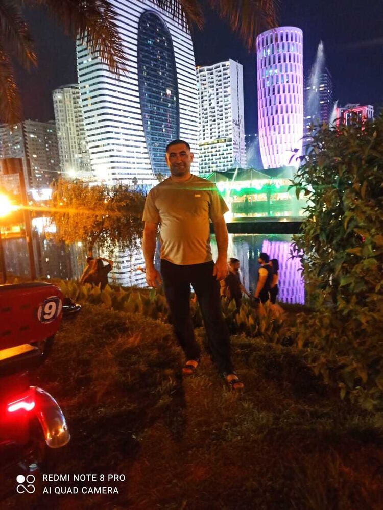  53219017  Mahir, 45 ,    