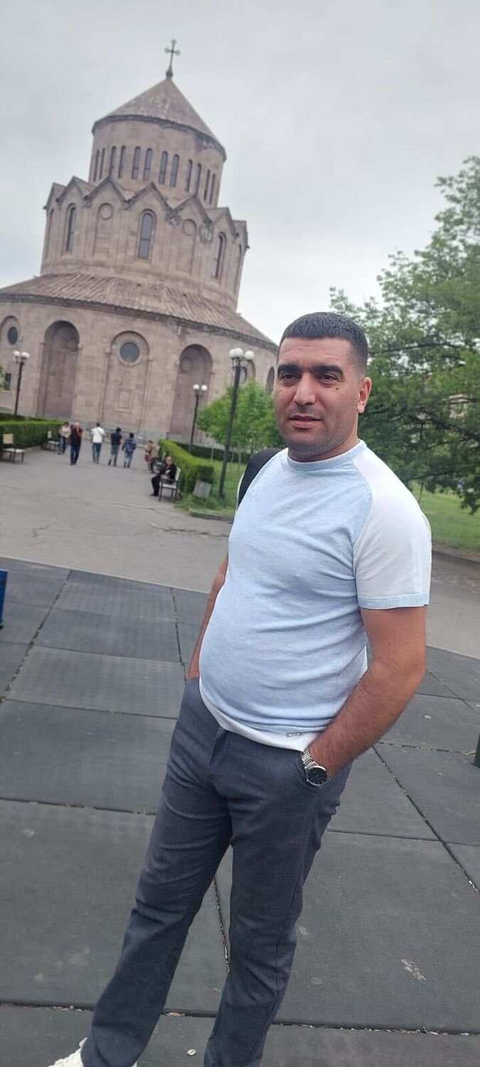  ,   Suren, 36 ,   ,   