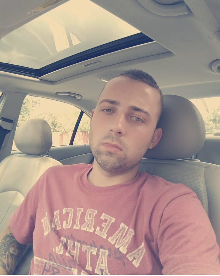  16036877  Serhii, 30 ,    