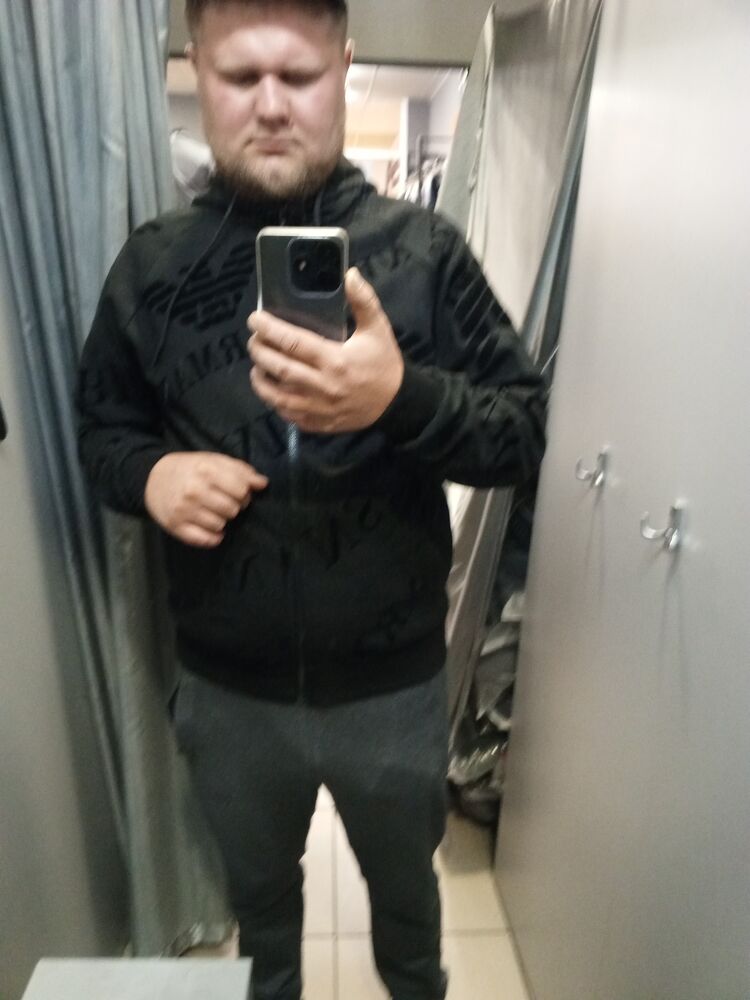  37686367  Vlados, 30 ,    