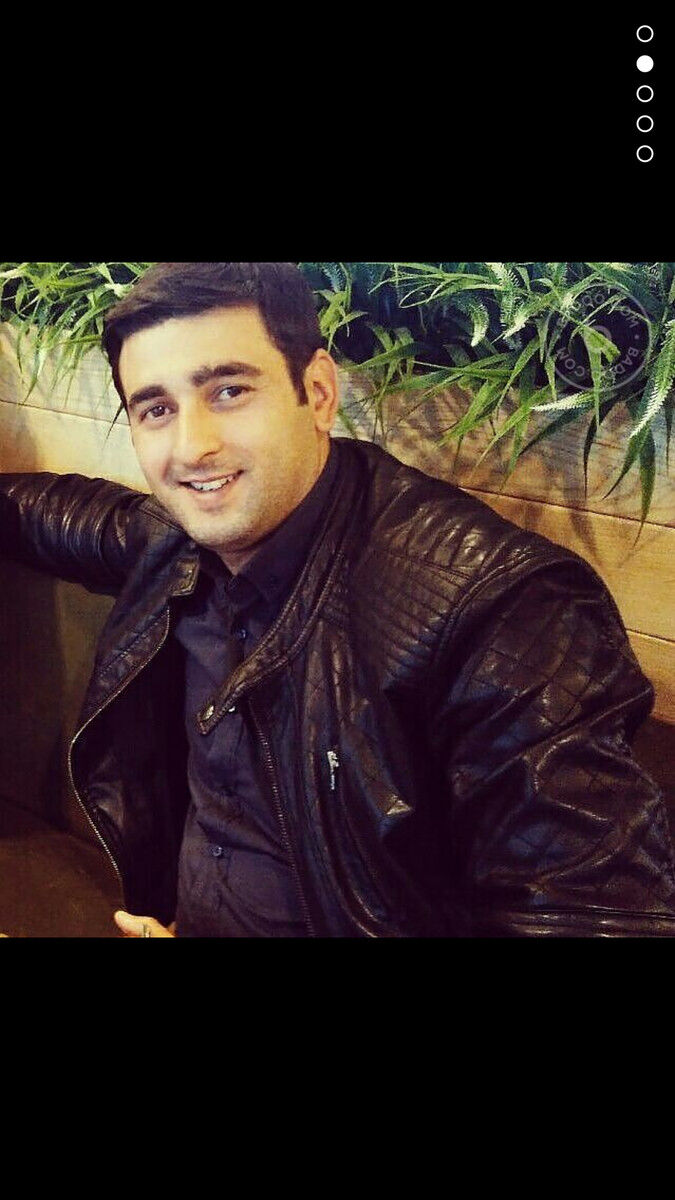  17452227  Ayxan, 39 ,    