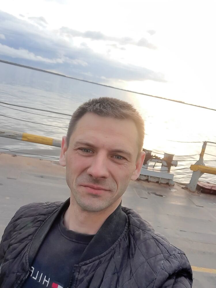  44064647  Alexey, 33 ,    