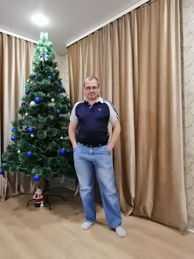  32083427  , 49 ,    -