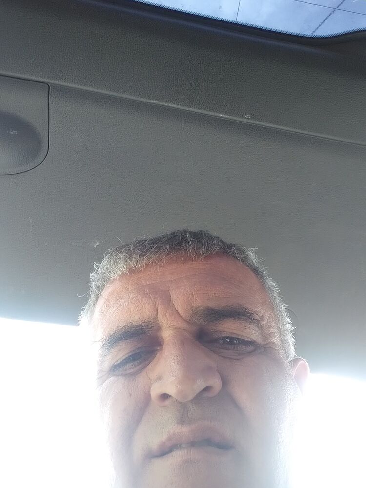  34994717  Gocha, 46 ,    