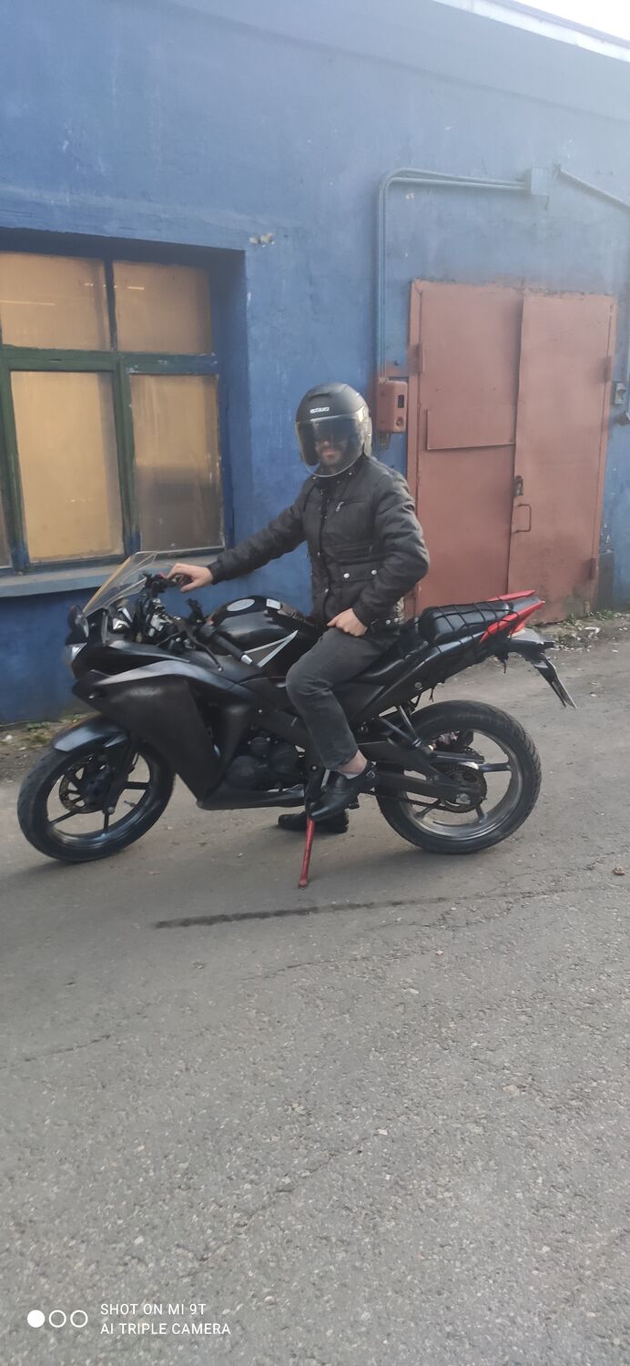  28875097  , 37 ,    