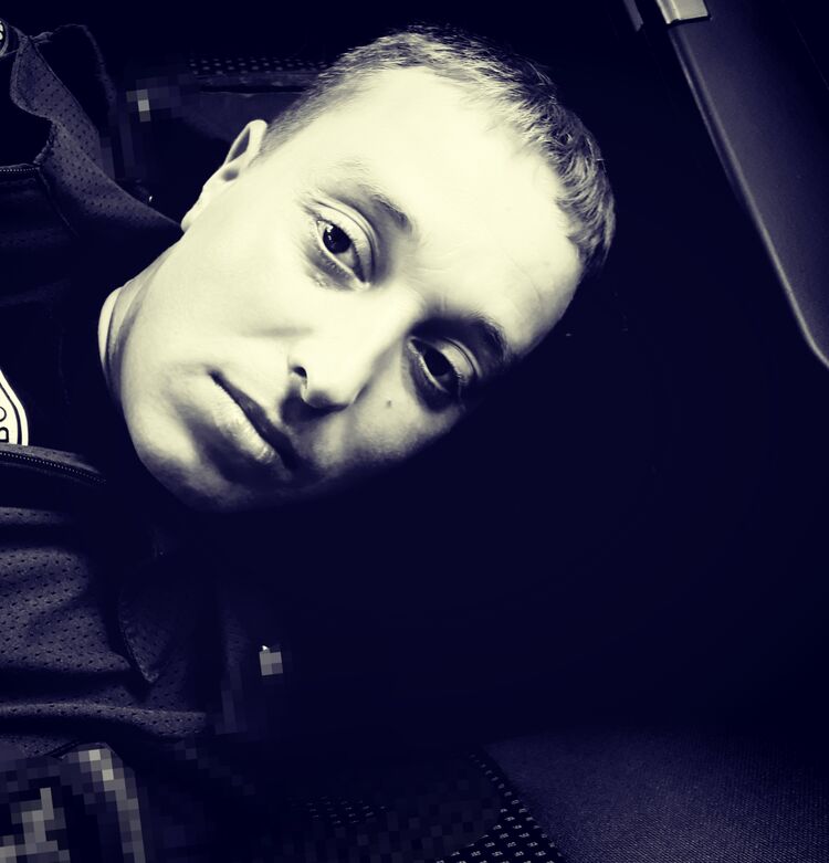  37064137  , 35 ,    