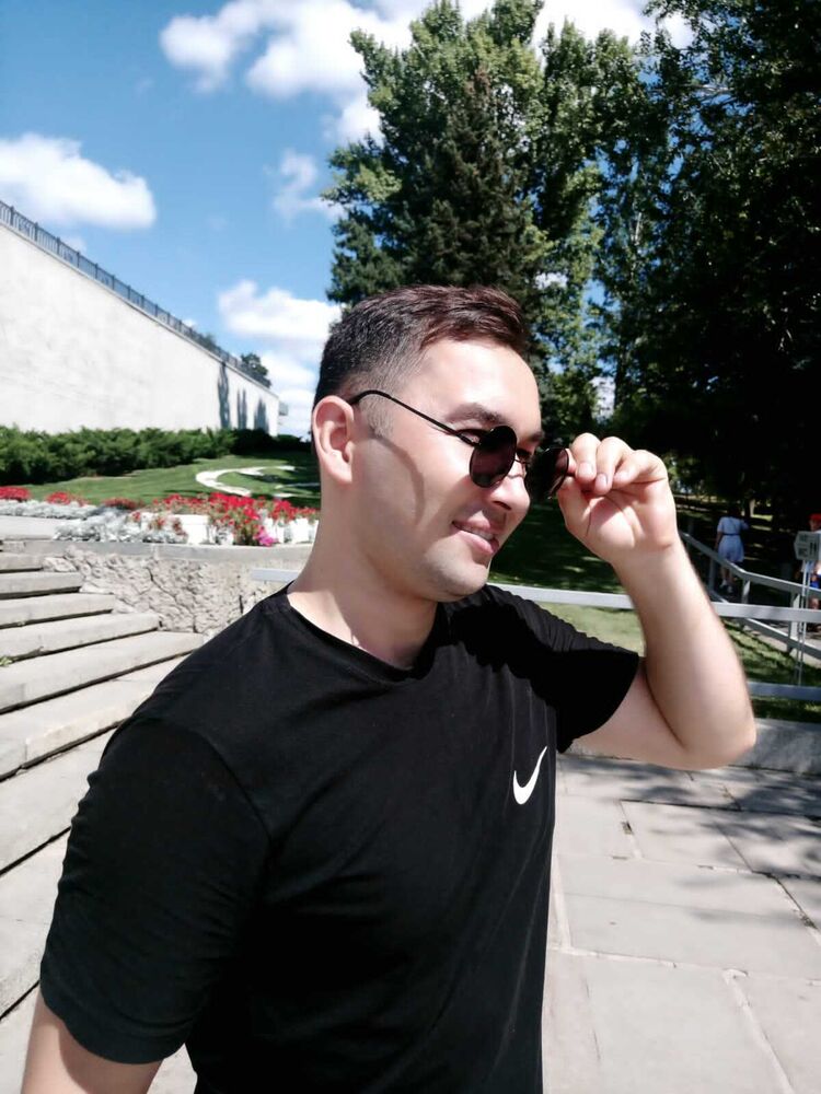  38215477  Dayanch, 27 ,    