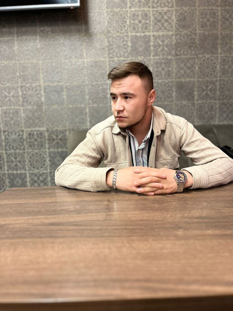  54782797  , 28 ,    -