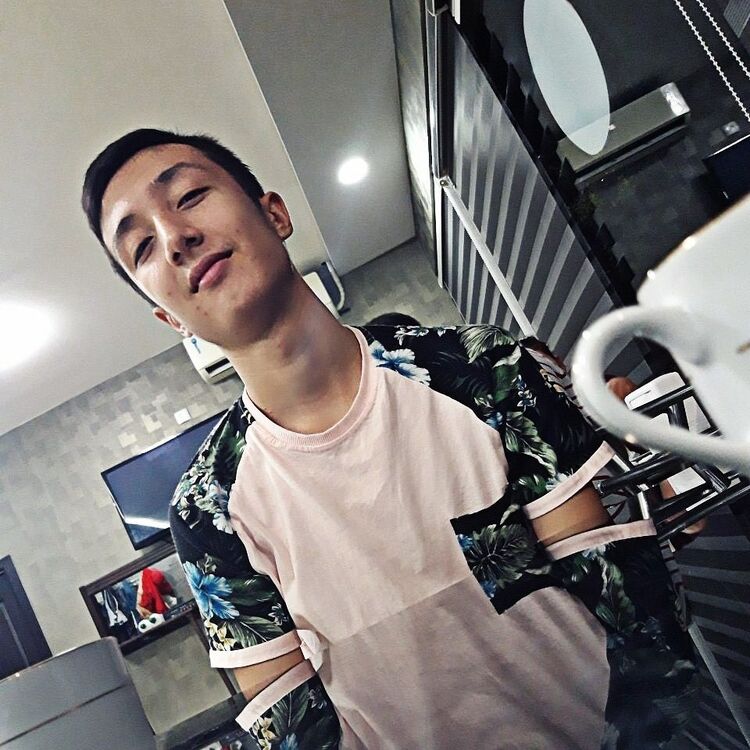  17058297  Malik, 24 ,    