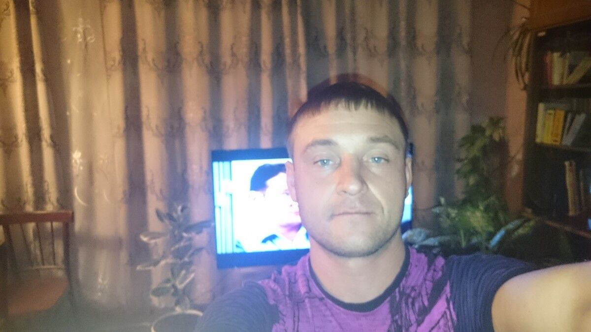  ,   Alexandr, 44 ,   ,   , c 