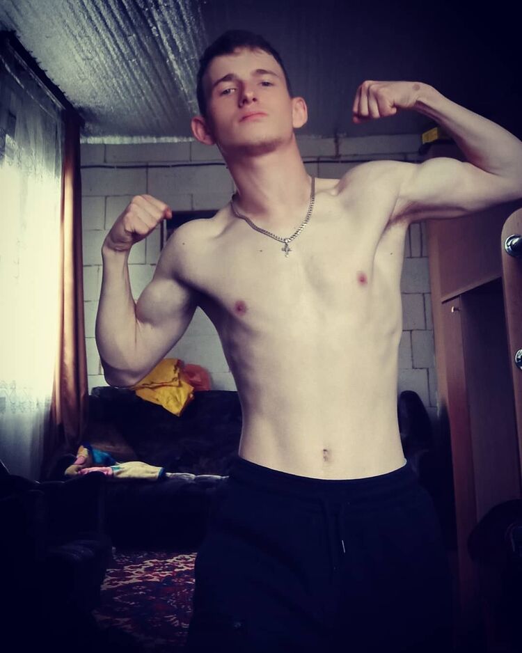  30792047  , 22 ,    